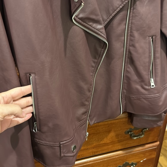 Vine & Valley Moto Jacket Faux Leather Wine Size L Large - Picture 7 of 10